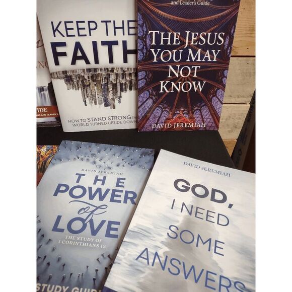 Lot of 8 David Jeremiah Bks/Study Guides - The Power of Love, Keep the Faith, ++ - Picture 3 of 3